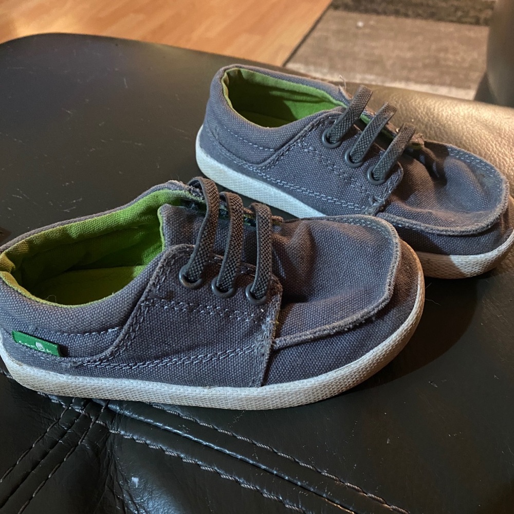 Sanuk Shoes